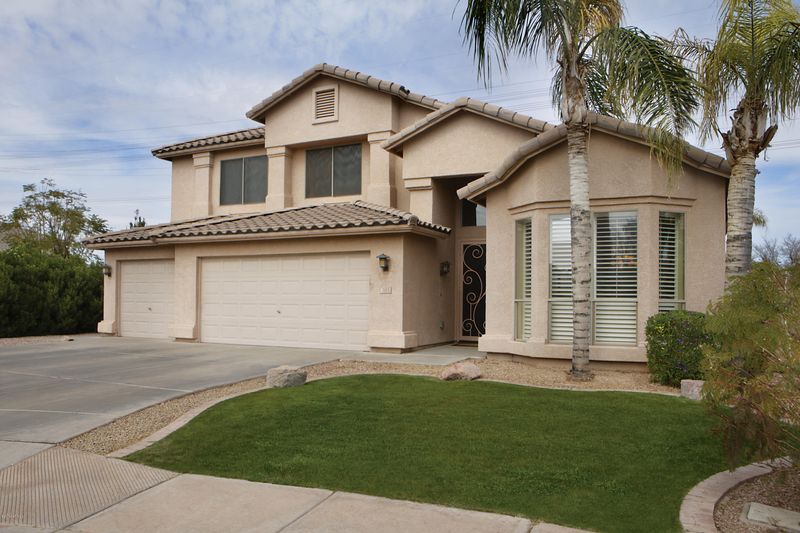 3614 E Vaughn Ave, Gilbert, AZ 85234