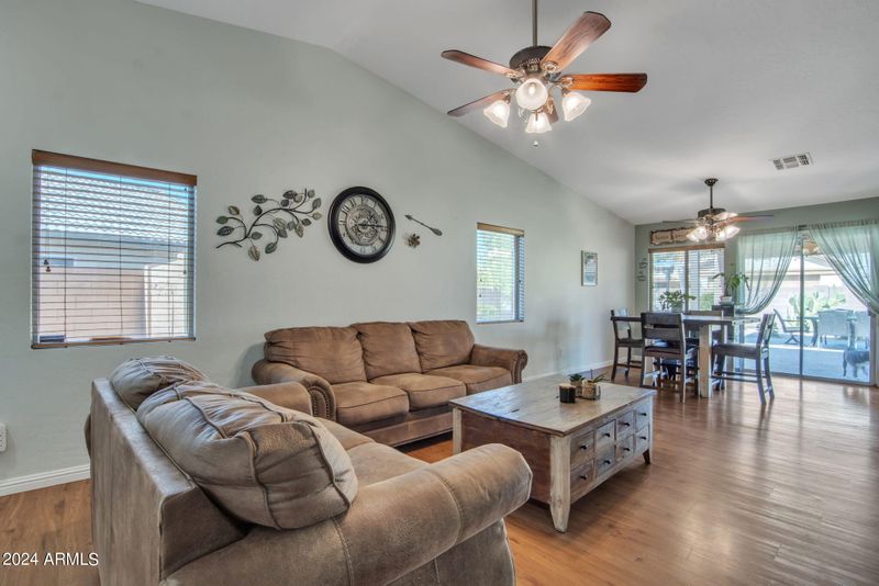 3614 E Woodside Way, Gilbert, AZ 85297