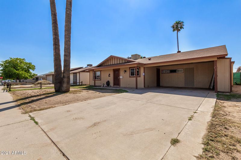 3614 N 84th Ln, Phoenix, AZ 85037