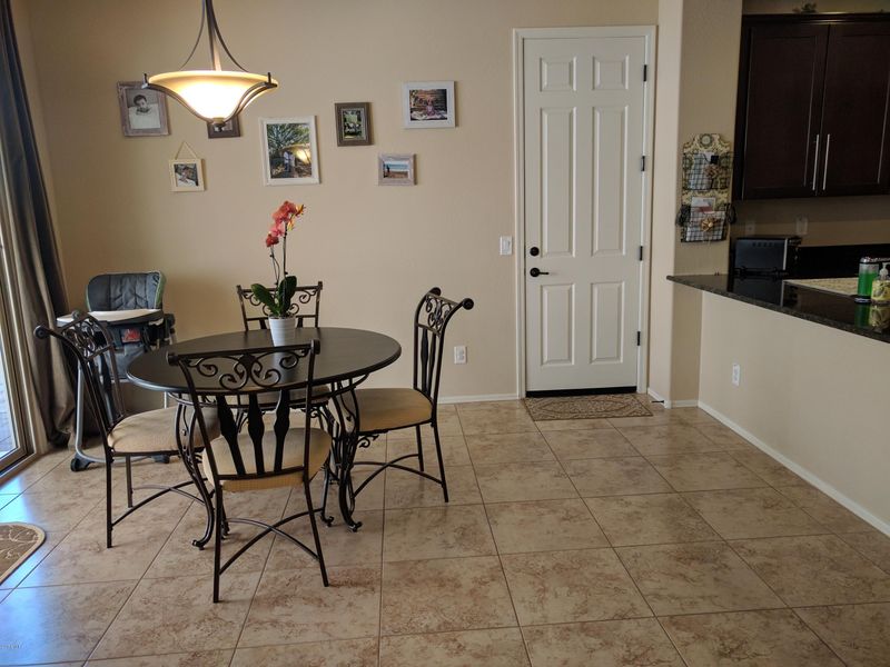 3615 E Larson Ln, Gilbert, AZ 85295