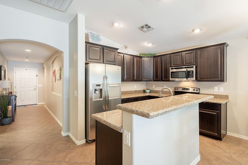 3615 S Weaver Cir E, Gilbert, AZ 85297
