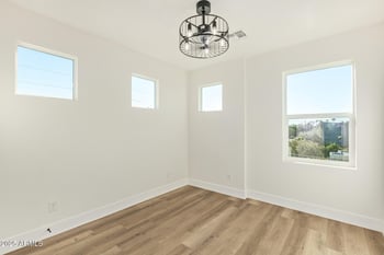 3616 N 12th St, Phoenix, AZ 85014