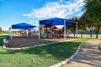 3616 Red Oak Ln, Gilbert, AZ 85297