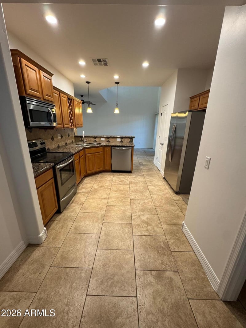 3618 N 38th St #12, Phoenix, AZ 85018