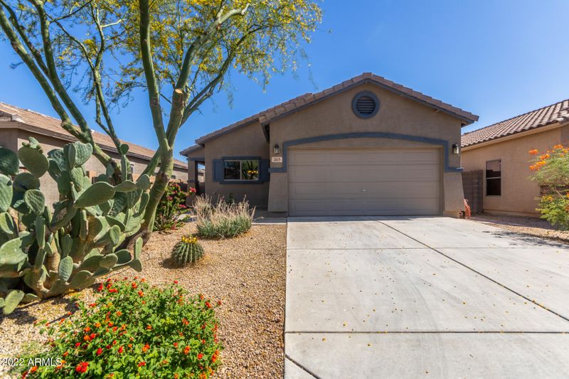 3619 E Denim Trl, San Tan Valley, AZ 85143