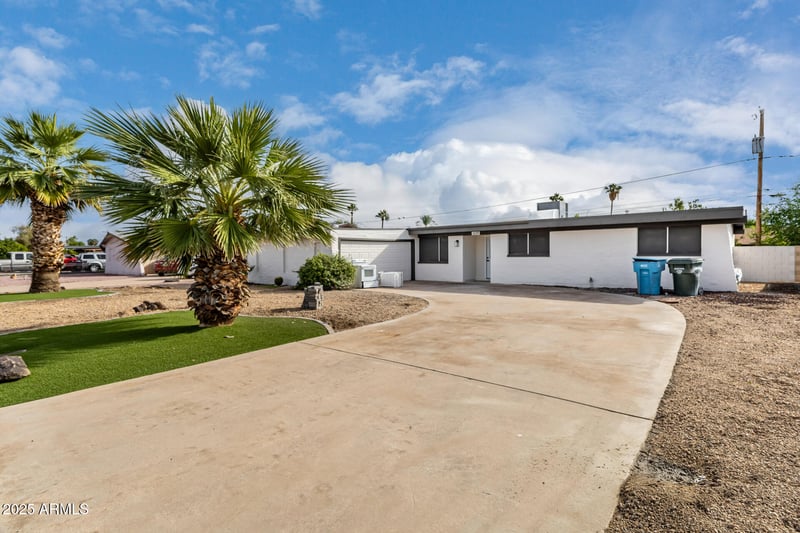 3619 Griswold Rd, Phoenix, AZ 85051