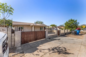3619 Taylor St, Phoenix, AZ 85009