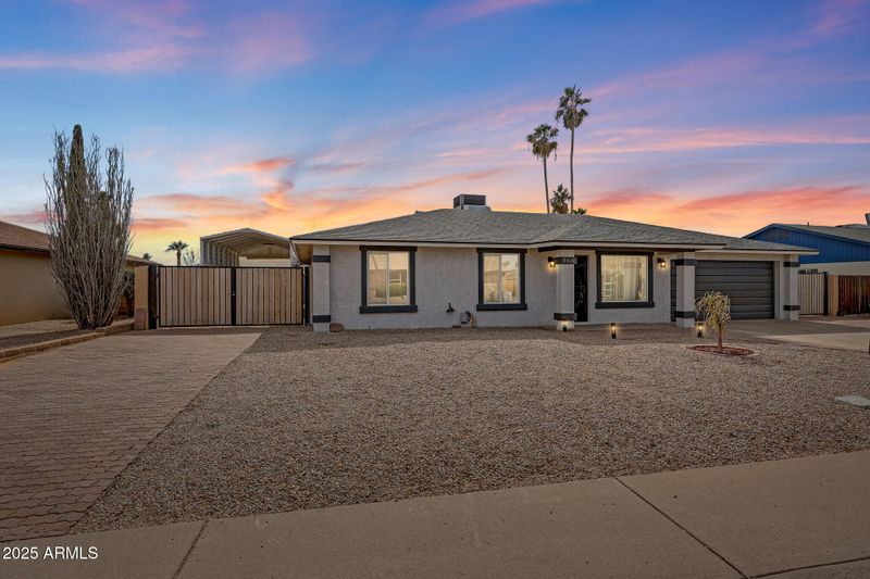 3619 W Angela Dr, Glendale, AZ 85308
