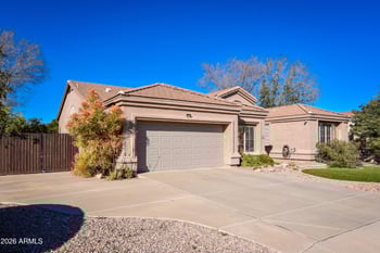 362 Horseshoe Ave, Gilbert, AZ 85296