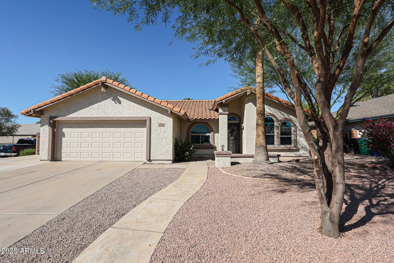 3620 Dover St, Mesa, AZ 85205