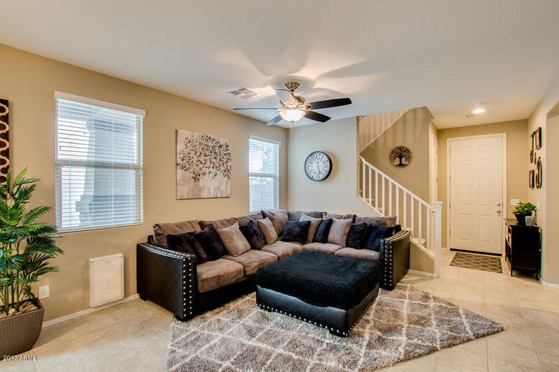 3620 E Larson Ln, Gilbert, AZ 85295