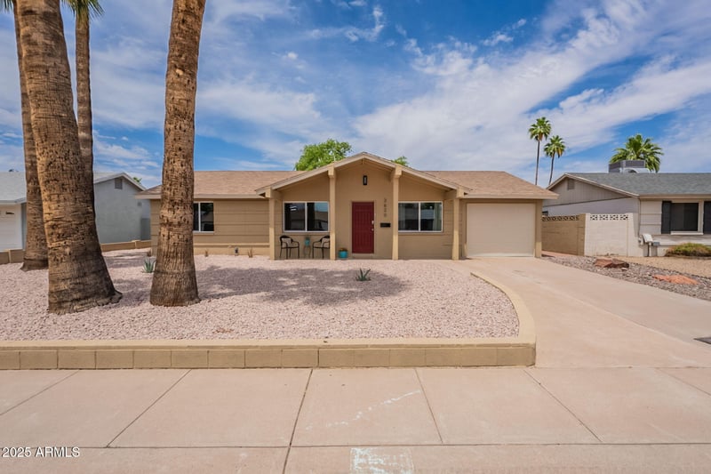 3620 Ludlow Dr, Phoenix, AZ 85032