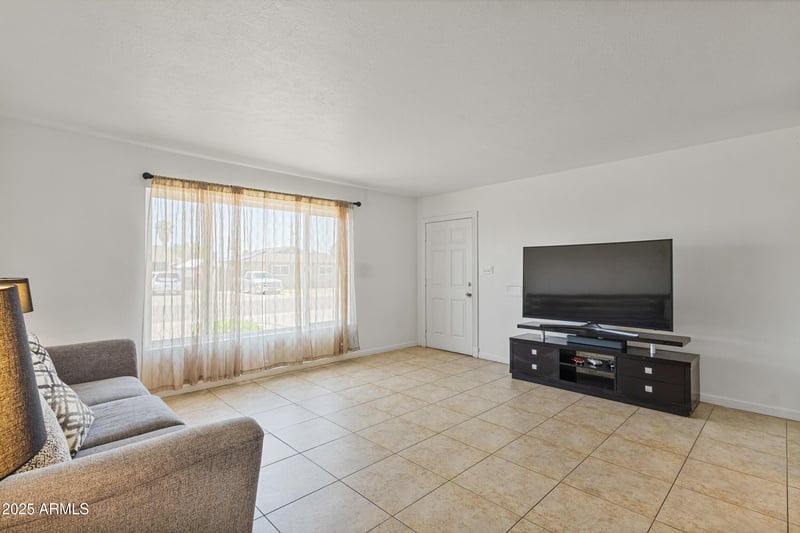 3620 Sierra Vista Dr, Phoenix, AZ 85019