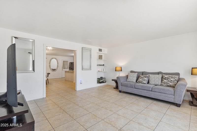 3620 Sierra Vista Dr, Phoenix, AZ 85019