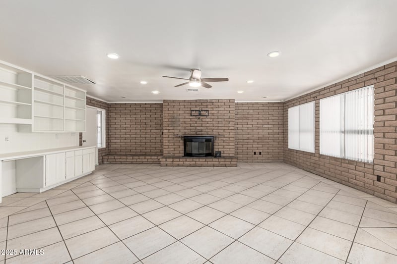 3620 Terrace Rd, Tempe, AZ 85282