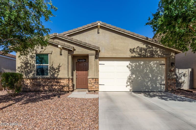 36203 Urika Dr, San Tan Valley, AZ 85140