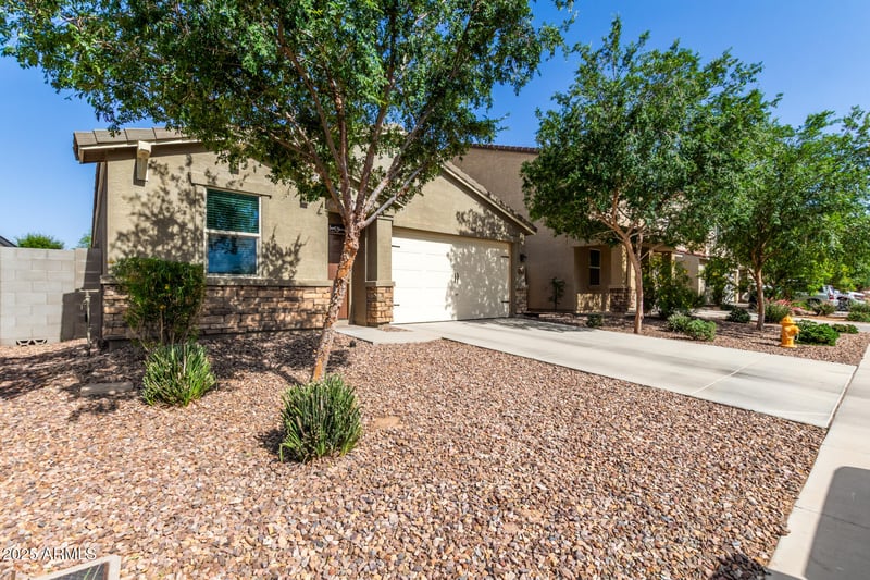 36203 Urika Dr, San Tan Valley, AZ 85140