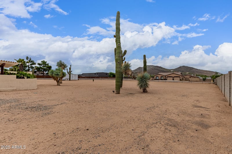 36206 11th Ave, Phoenix, AZ 85086