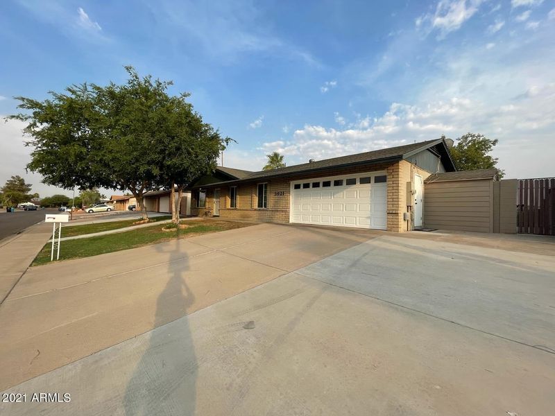 3621 E Columbine Dr, Phoenix, AZ 85032
