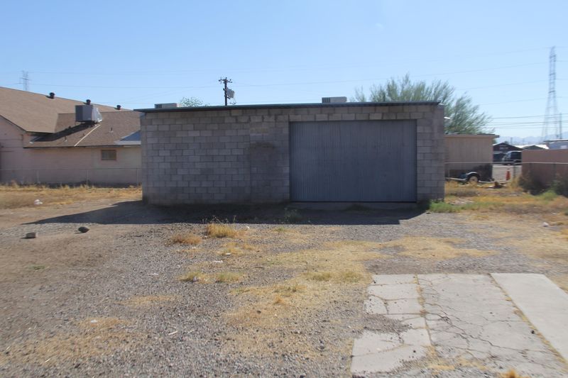 3621 W Lincoln St, Phoenix, AZ 85009