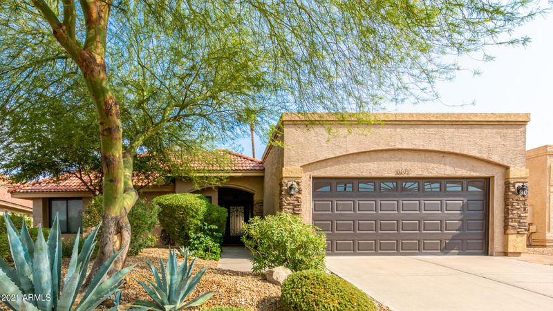 3622 E Thunderhill Pl, Phoenix, AZ 85044