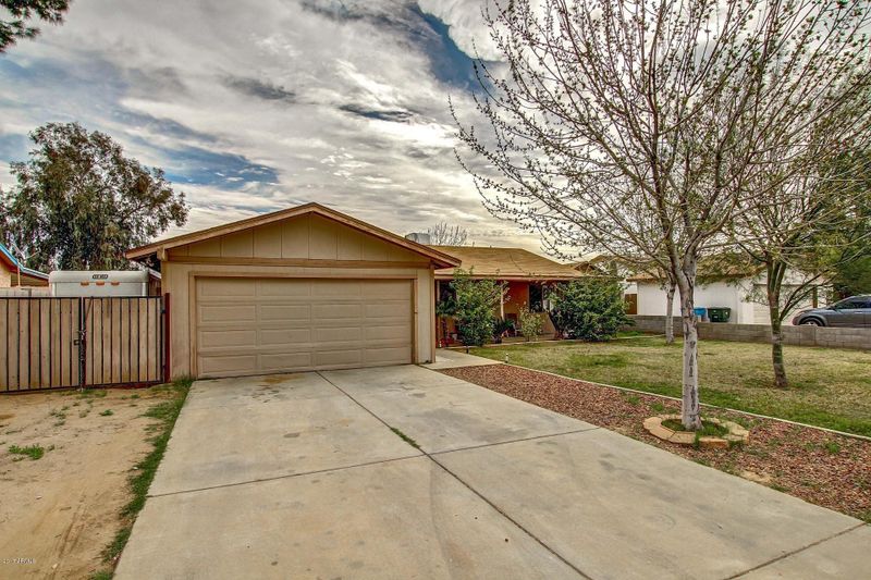 3623 N 87th Dr, Phoenix, AZ 85037
