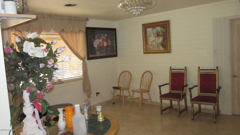 3624 W Solano Dr, Phoenix, AZ 85019