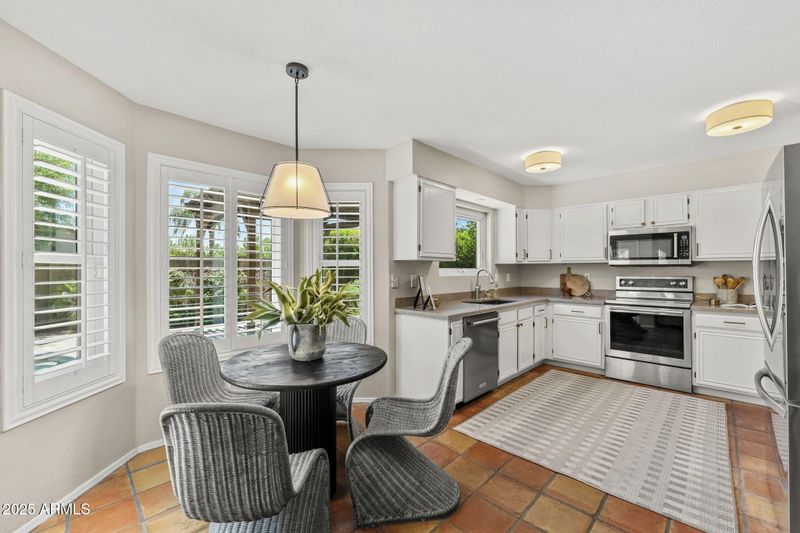 3625 E Rosemonte Dr, Phoenix, AZ 85050