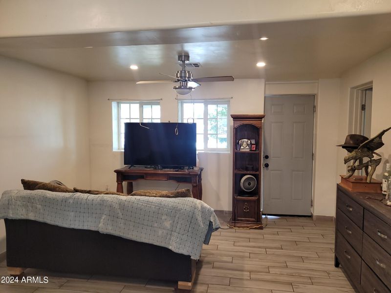 3625 W Pierce St, Phoenix, AZ 85009