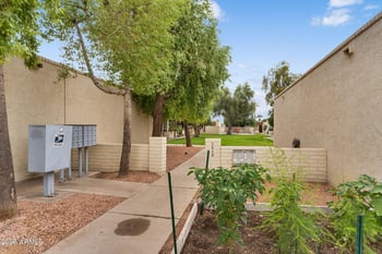 3626 37th St #7, Phoenix, AZ 85018