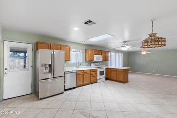 3626 W Shangri La Rd, Phoenix, AZ 85029
