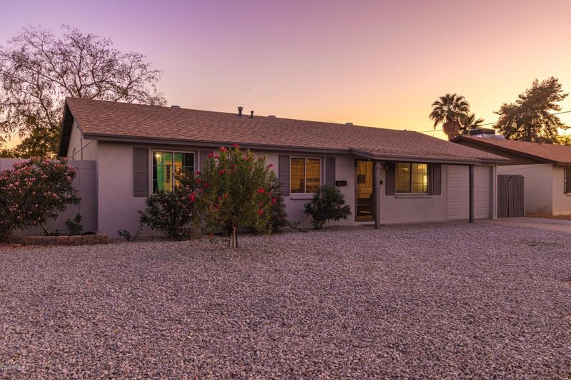 3627 E Hearn Rd, Phoenix, AZ 85032