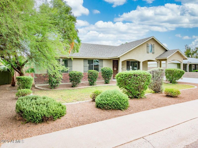 3627 E Piccadilly Rd, Phoenix, AZ 85018