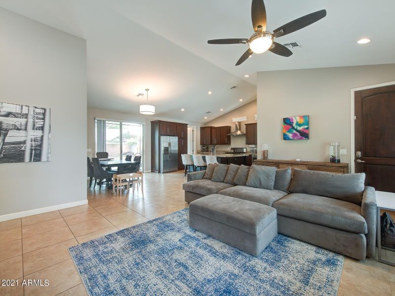 3627 E Piccadilly Rd, Phoenix, AZ 85018
