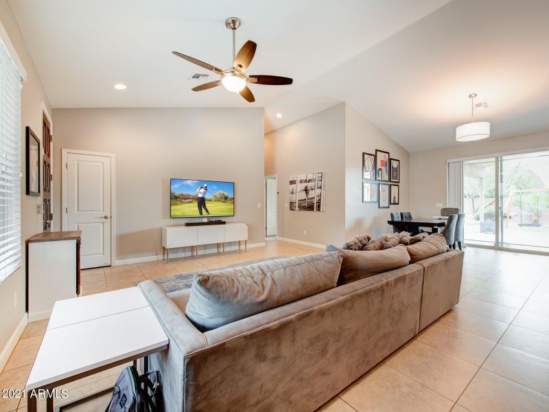 3627 E Piccadilly Rd, Phoenix, AZ 85018