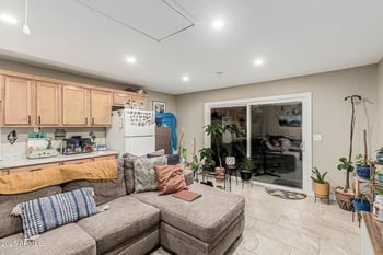 3628 Banff Ln, Phoenix, AZ 85053