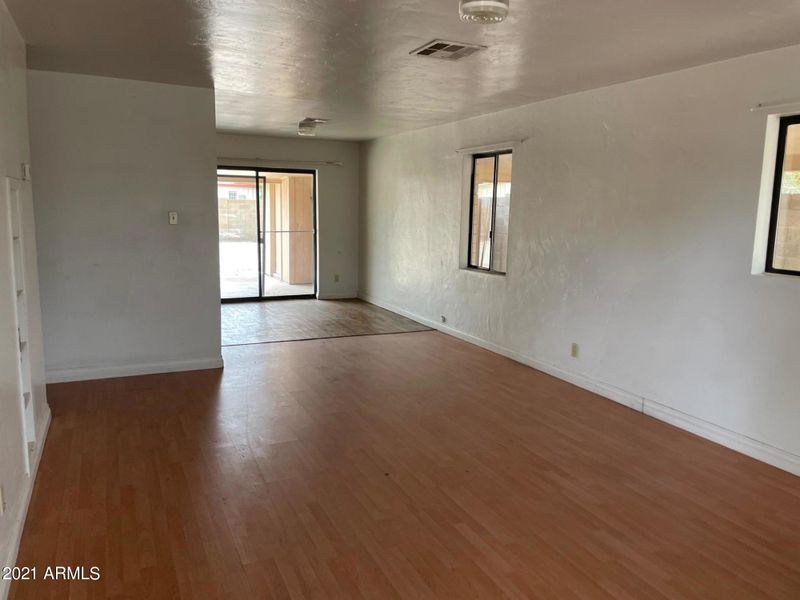 3629 N 21st Ave, Phoenix, AZ 85015