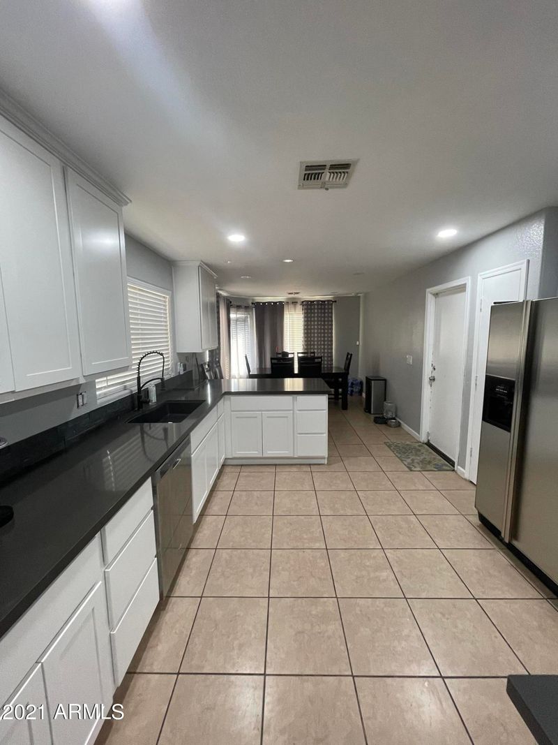 3629 S 73rd Dr, Phoenix, AZ 85043