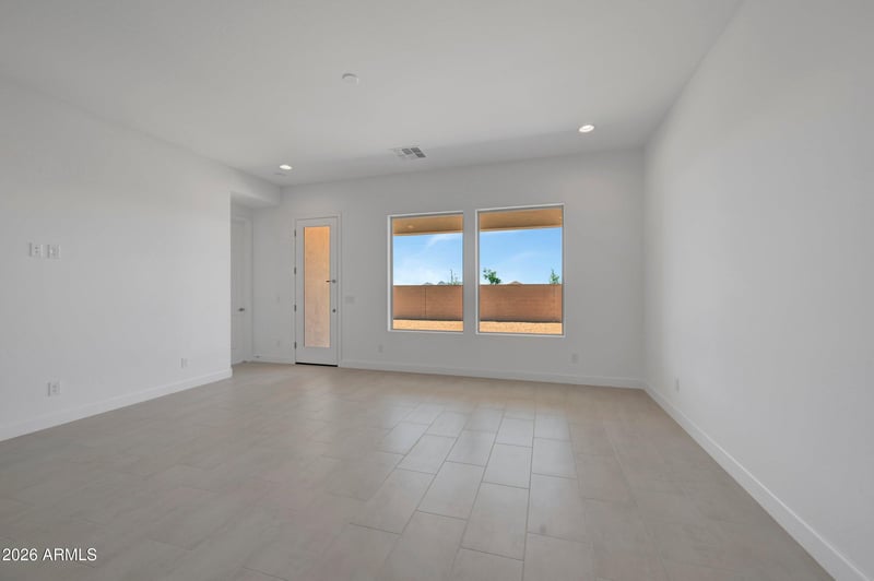 36292 Grapevine Dr, San Tan Valley, AZ 85140