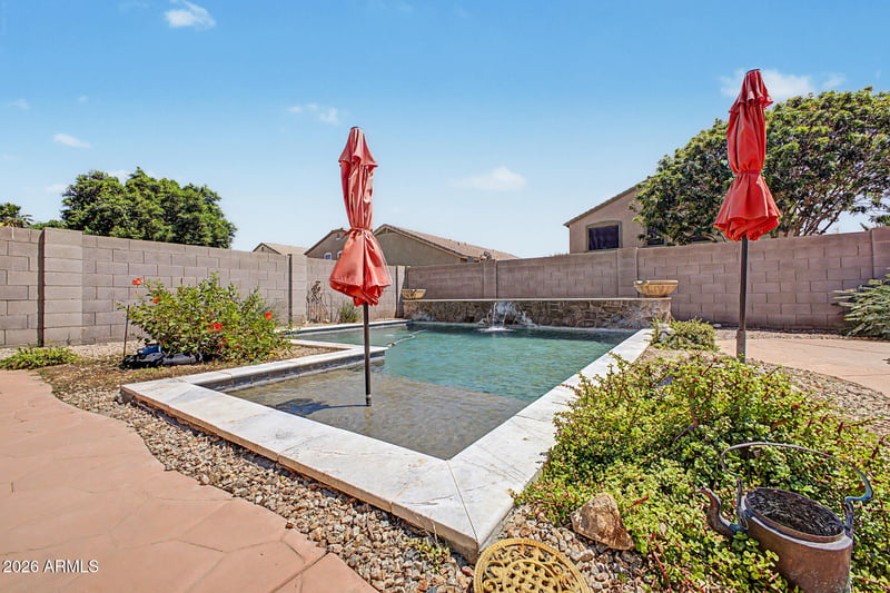 363 Maddison St, San Tan Valley, AZ 85140