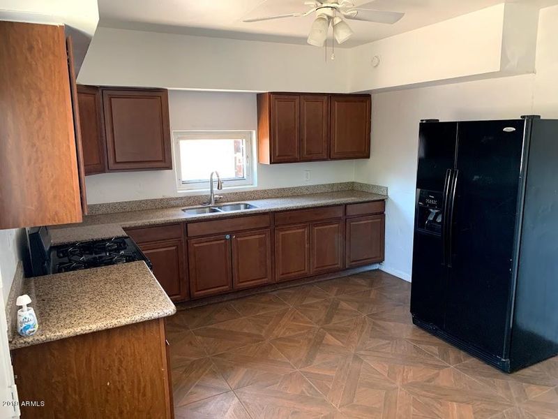 363 W Cocopah St, Phoenix, AZ 85003