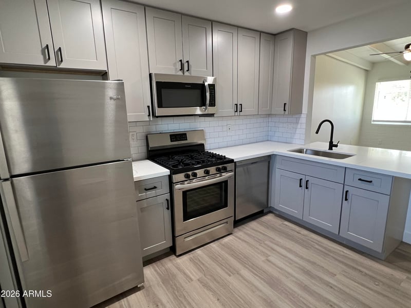 3630 N 15th Ave, Phoenix, AZ 85015