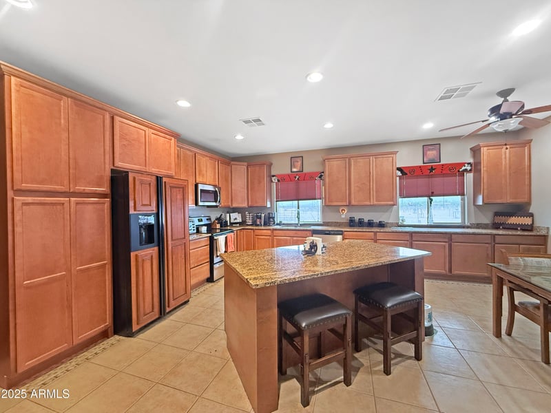 3630 N 372nd Ln, Tonopah, AZ 85354