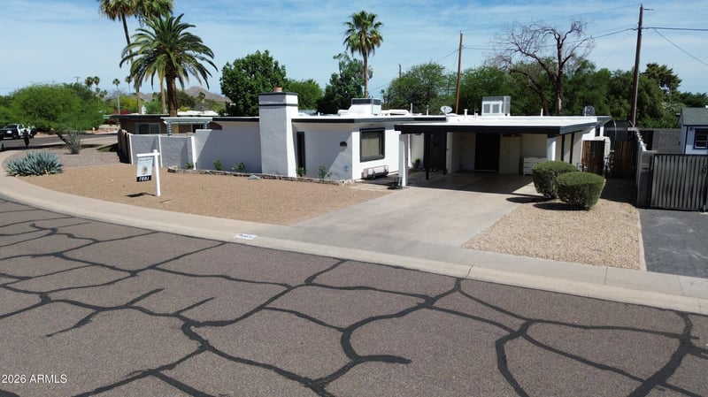 3632 E Sunnyside Dr, Phoenix, AZ 85028