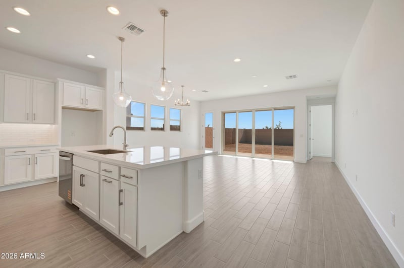 36320 Grapevine Dr, San Tan Valley, AZ 85140