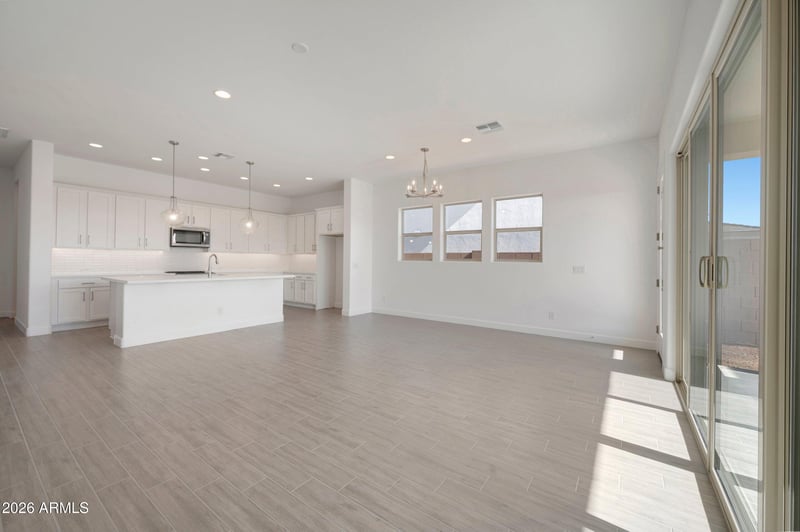 36320 Grapevine Dr, San Tan Valley, AZ 85140