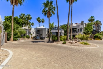 3633 3rd Ave #2083, Phoenix, AZ 85013