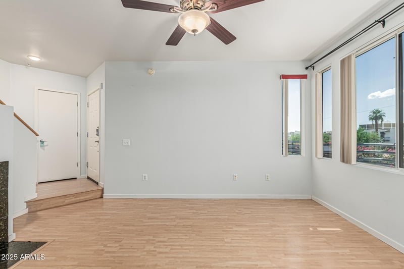 3633 3rd Ave #2083, Phoenix, AZ 85013