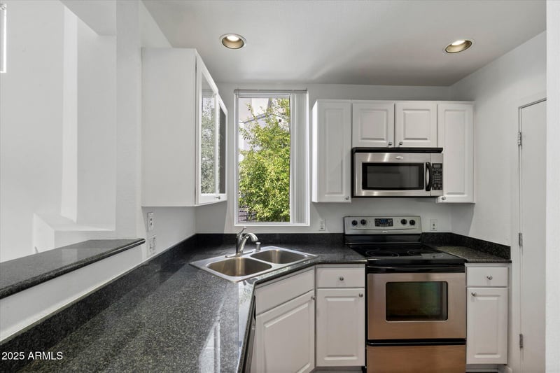 3633 3rd Ave #2091, Phoenix, AZ 85013