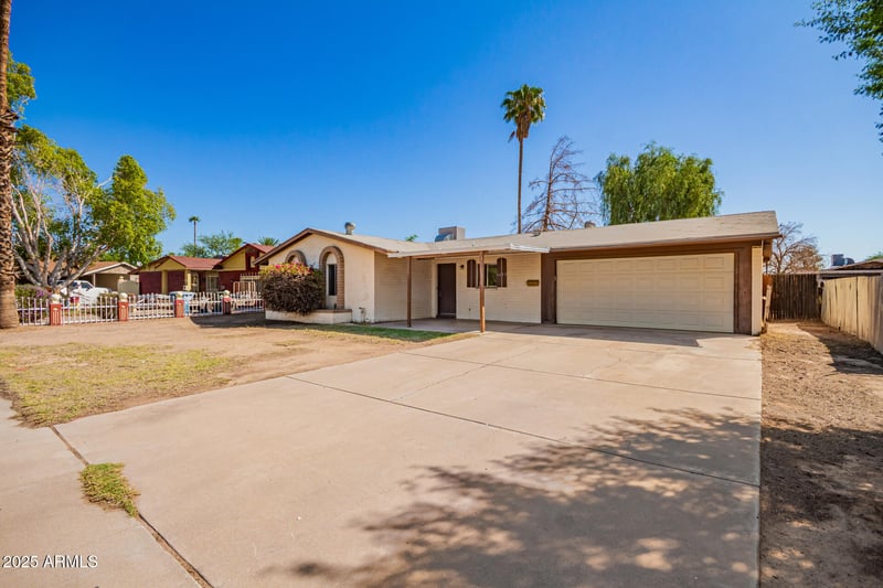 3633 60th Ave, Phoenix, AZ 85033
